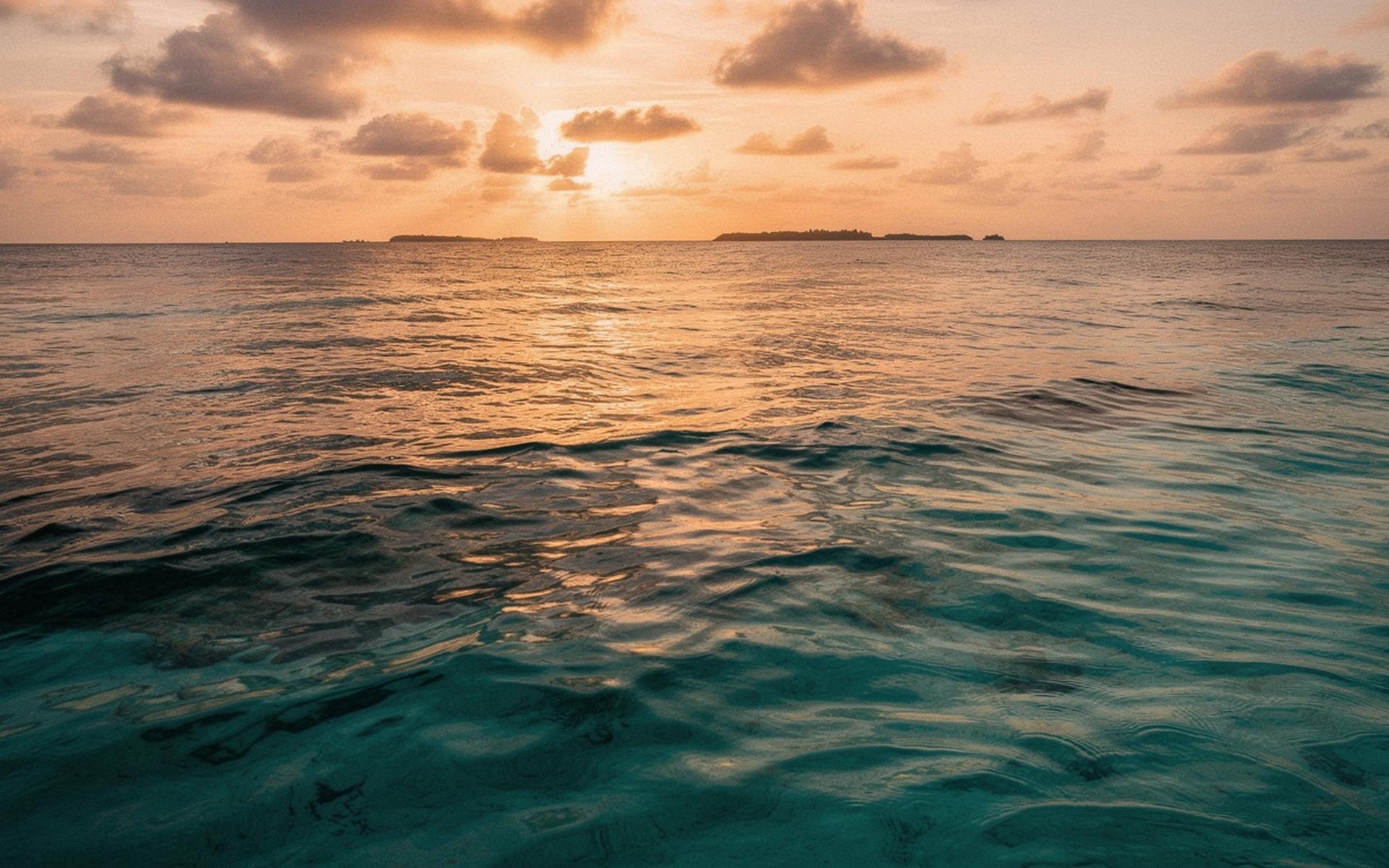 Maldives ocean view at sunrise